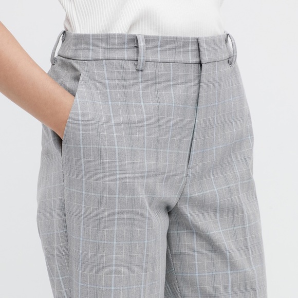 UNIQLO Smart Ankle Pants - Picture 2 of 5